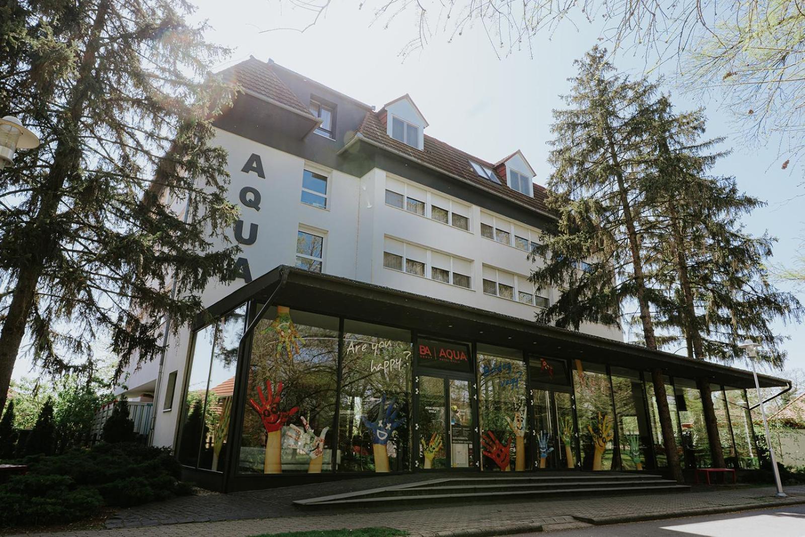 Aqua Hotel Gyula Exterior foto